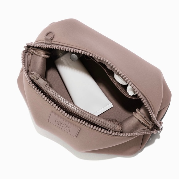Dagne Dover Handbags - Danger Dover | Dune Hunter Toiletry Bag Size Extra Large ‼️ READ LISTING
